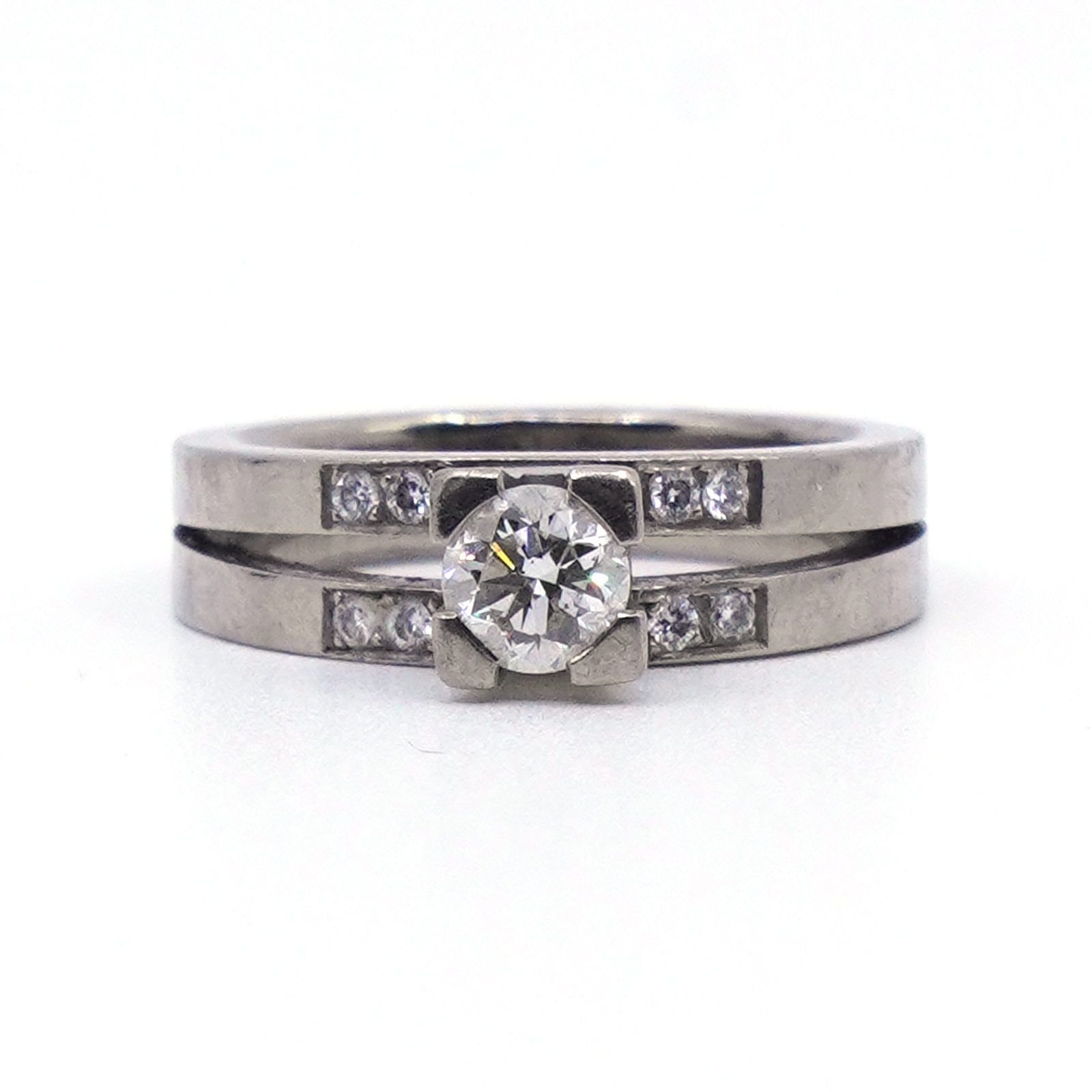 Ring Vitguld 18K med diamanter