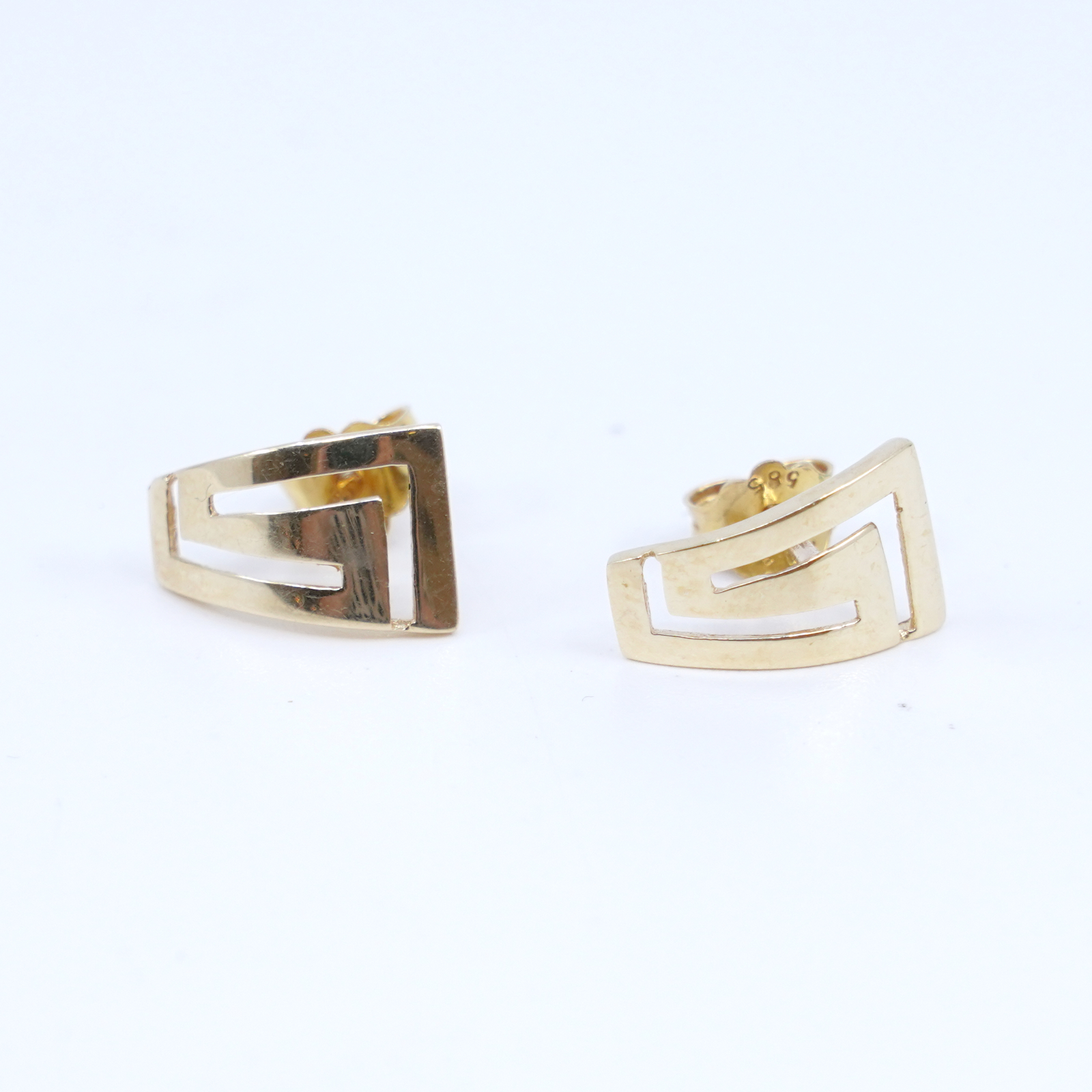 Örhängen 14K 1,3g Höjd 12mm Bredd 4-7mm