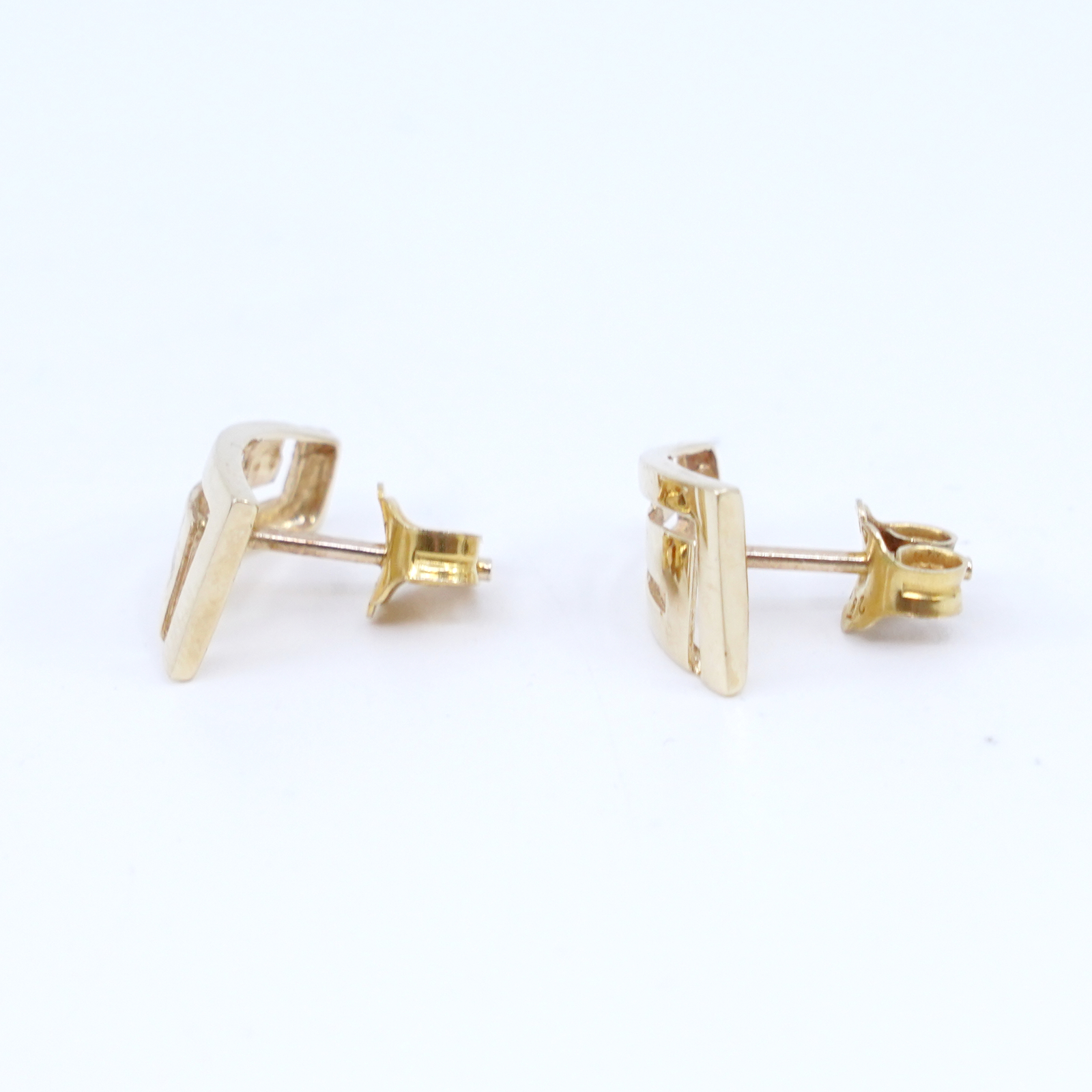 Örhängen 14K 1,3g Höjd 12mm Bredd 4-7mm