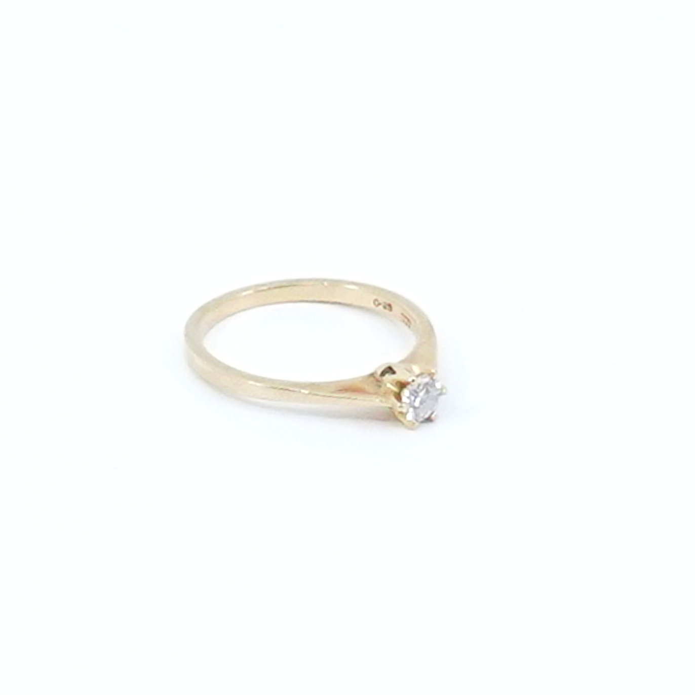 Ring med Diamant