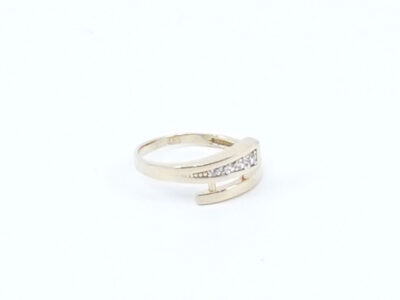 Ring med Vita