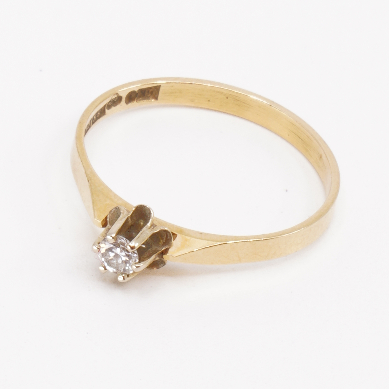 Ring Guld 18K1,4g Ø17 med diamant ca0,10ct