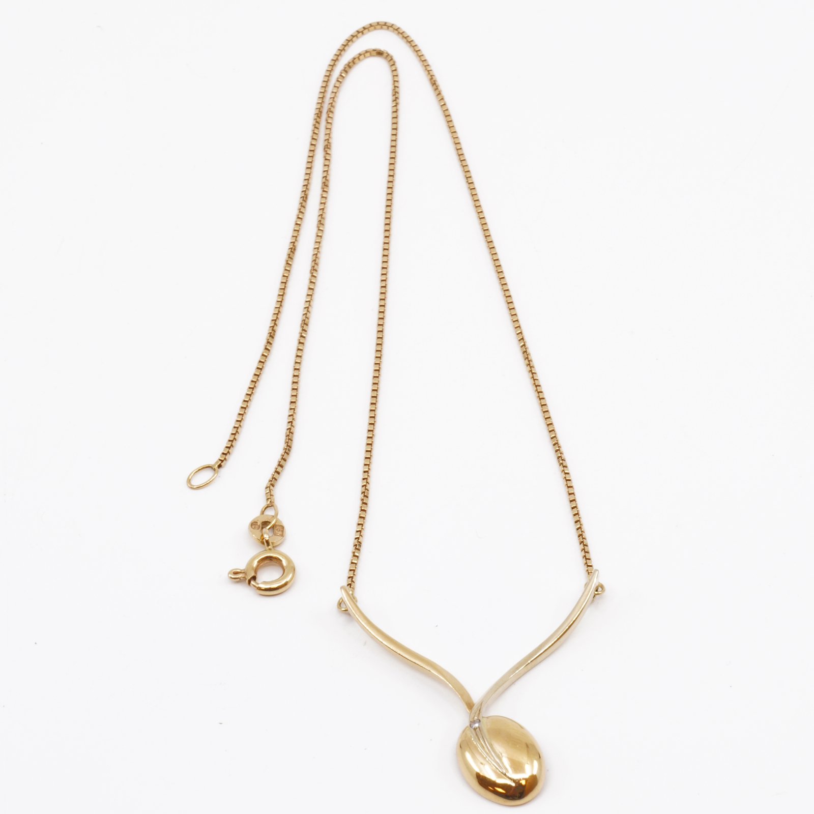 Collier Venezia med integrerad hänge Guld 18K 4,2g Längd 38,3cm Bredd 1mm