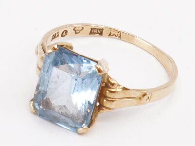 Ring Guld 18K brv2,9g Ø18 med sten
