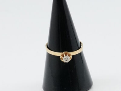 Ring Guld 18K med Diamant