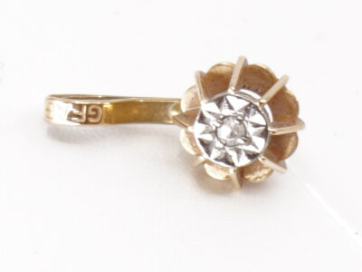 Hänge Guld 18KBrv 0,4g Bredd 5mm Höjd 11mm med diamant ca0,01ct