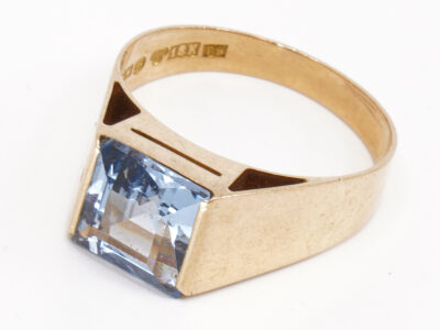 Ring Guld 18K brv4,4g Ø17¼ med sten
