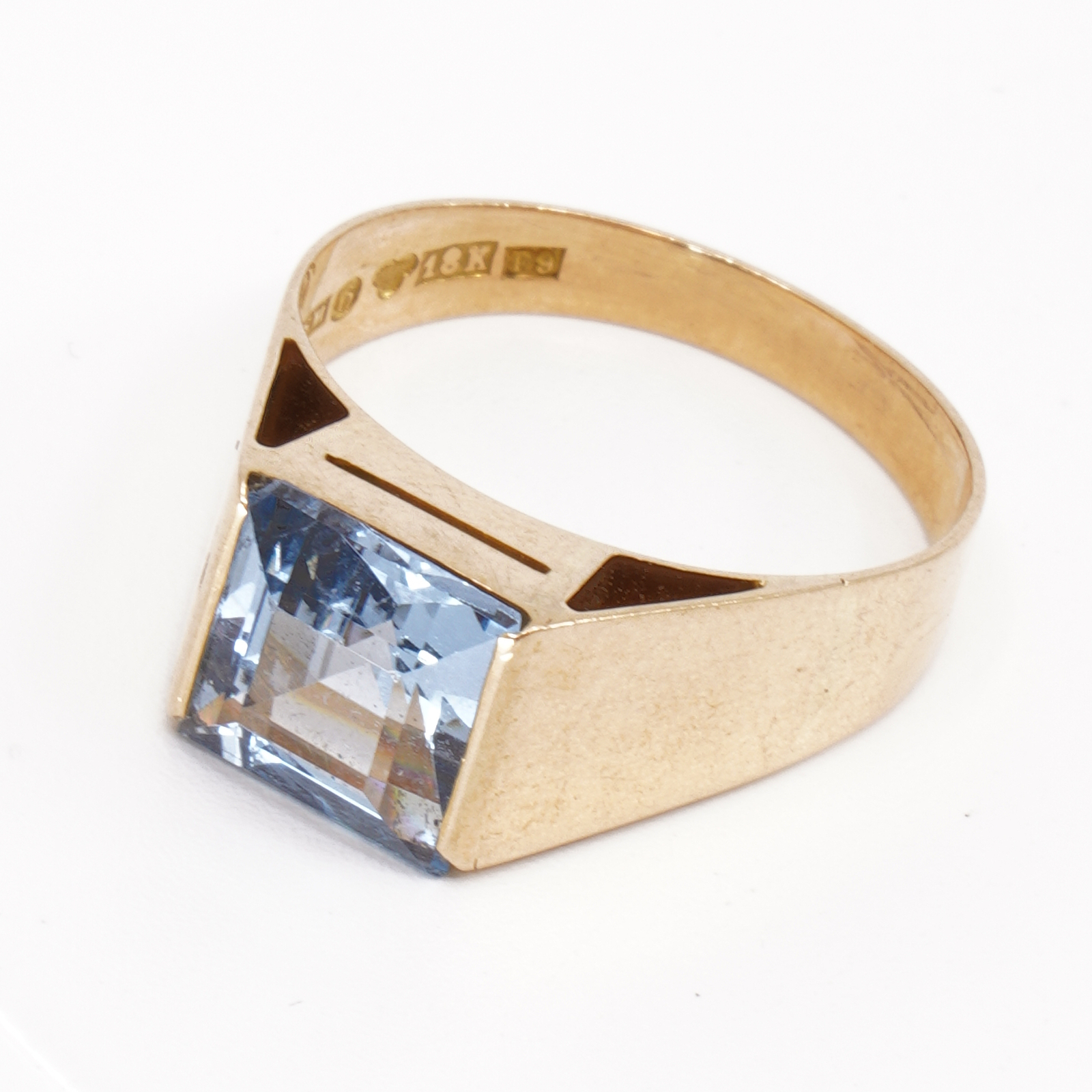 Ring Guld 18K brv4,4g Ø17¼ med sten