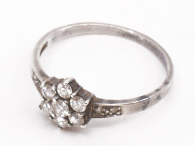 Ring Silver S925 Brv 1,7g Ø18½ med vita stenar