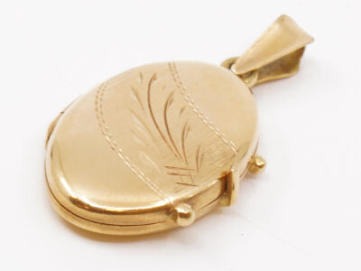 Hänge/berlock Medaljong Guld18K 7,1g Bredd 18mm Höjd 36mm