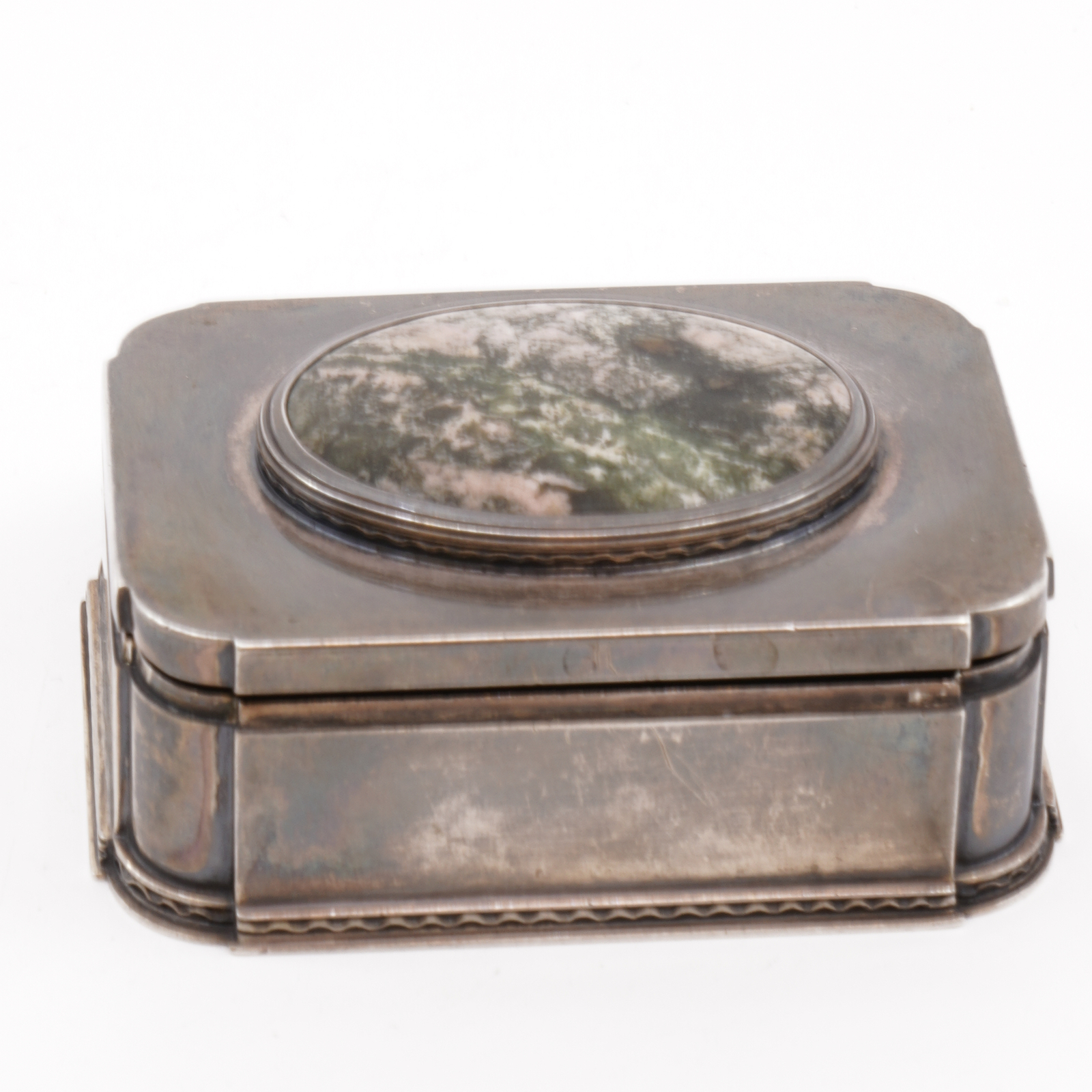 Silverdosa, lock med sten, K & EC, T.Eldh , År 1948, S830 Brv 99,2g 7,5x5,5cm