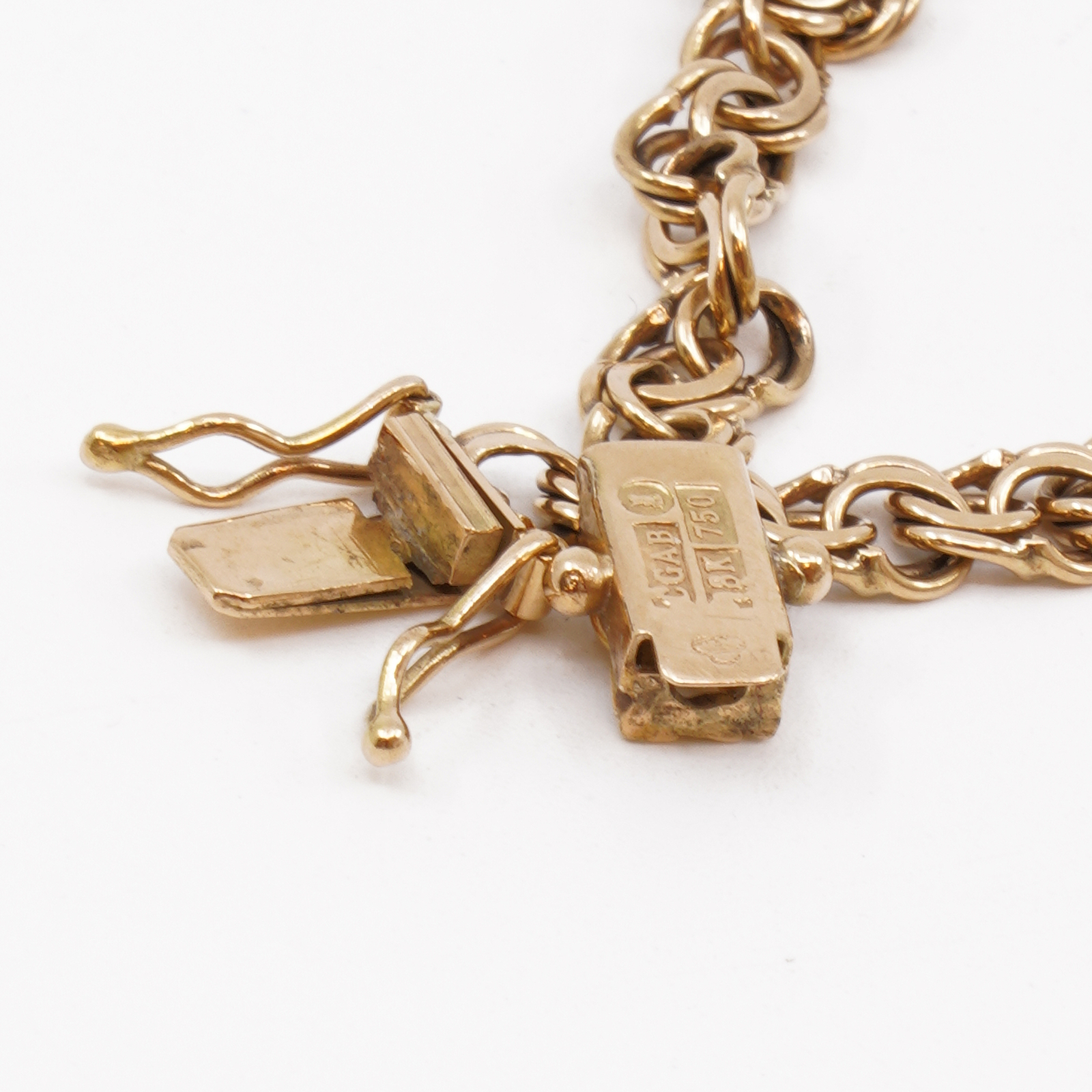 Armband Bismarck Guld 18k 7,8g Längd 19cm Bredd 5mm