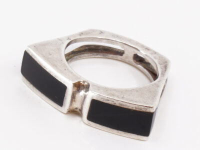 Ring Silver S925 brv5,6g Ø15¼ med svart sten