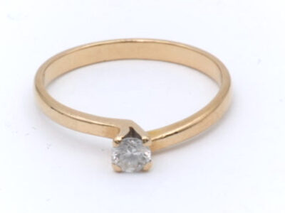 Ring Guld 18K med vit sten