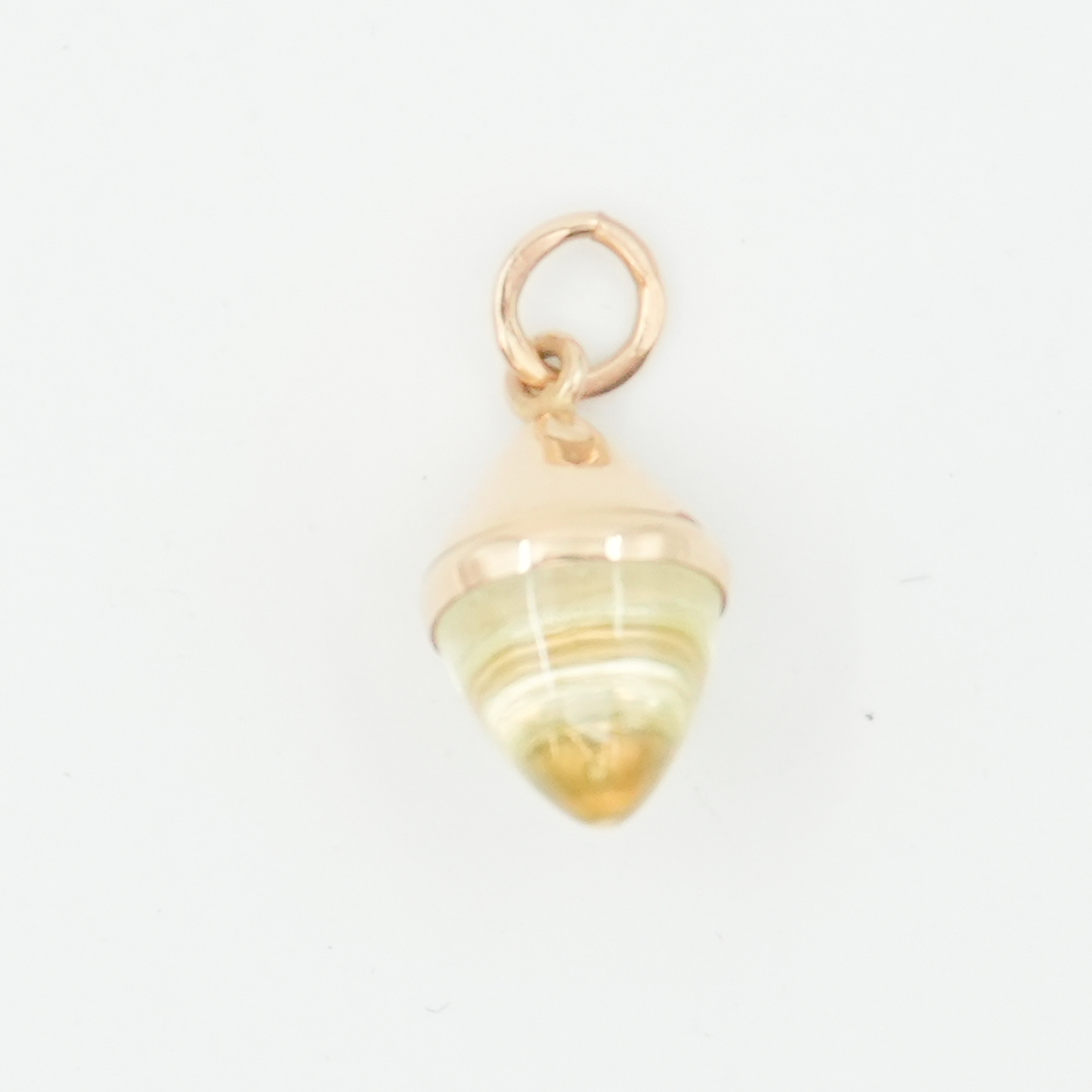 Hänge Guld 18K brv 1,0g Bredd 8mm Höjd 12mm med sten