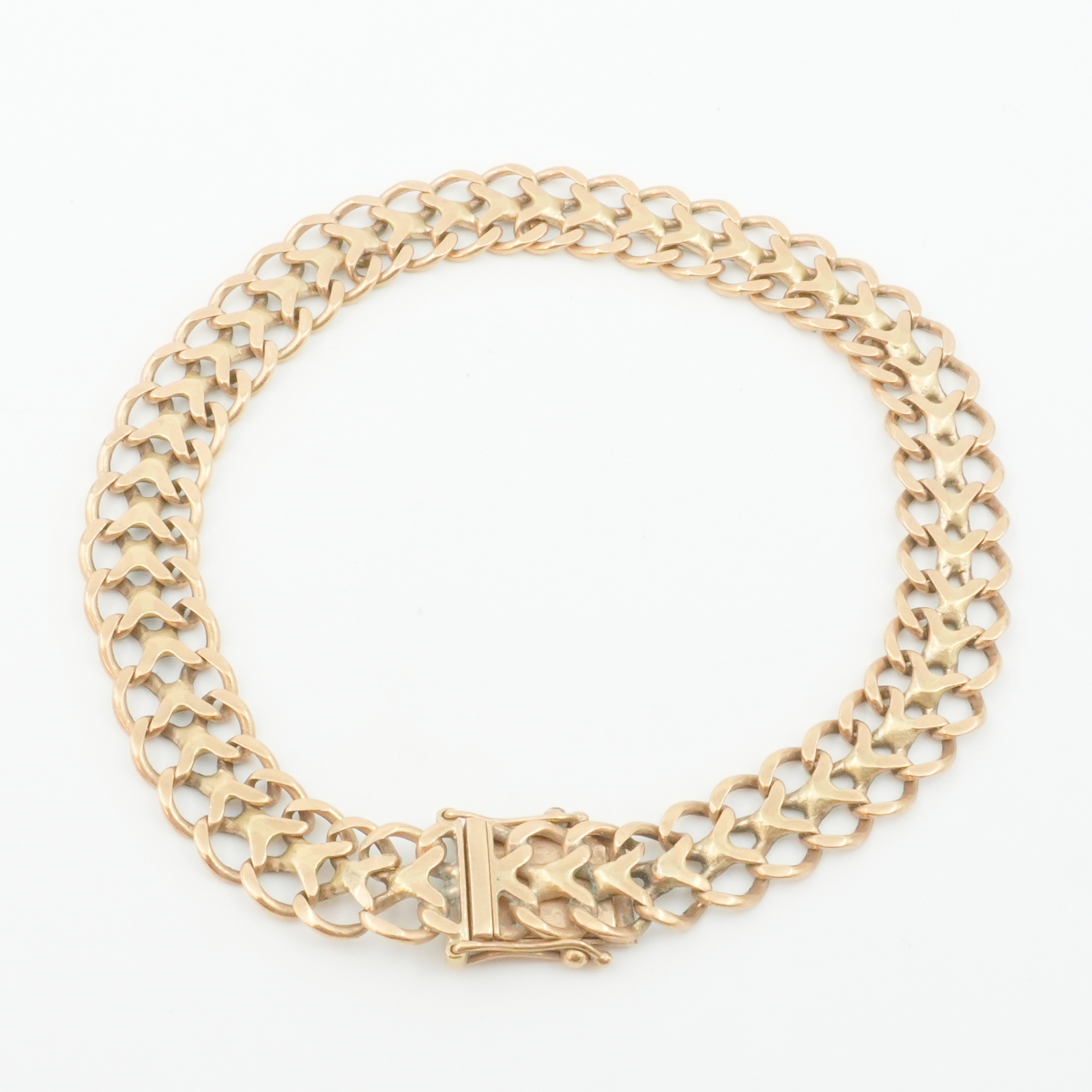 Armband Guld 18K Fiskben med kistlås 15,7g Längd 21cm