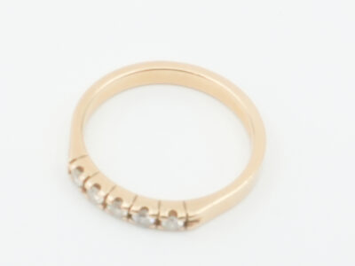 Ring Guld 18K 2,8g Ø16,5 med diamanter 5xca0,03ct