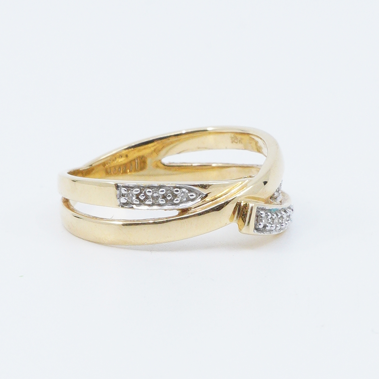 Ring med diamanter