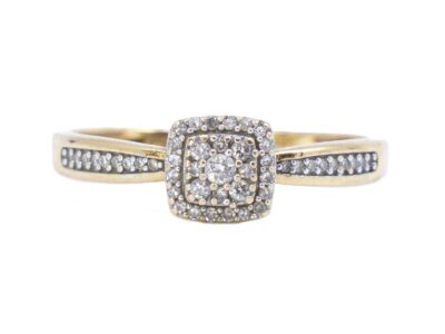 Haloring med diamanter 47x totalt ca 0,18ct