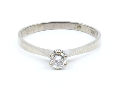 Ring Vitguld 18K Ø21 med diamant 1xca0,32ct