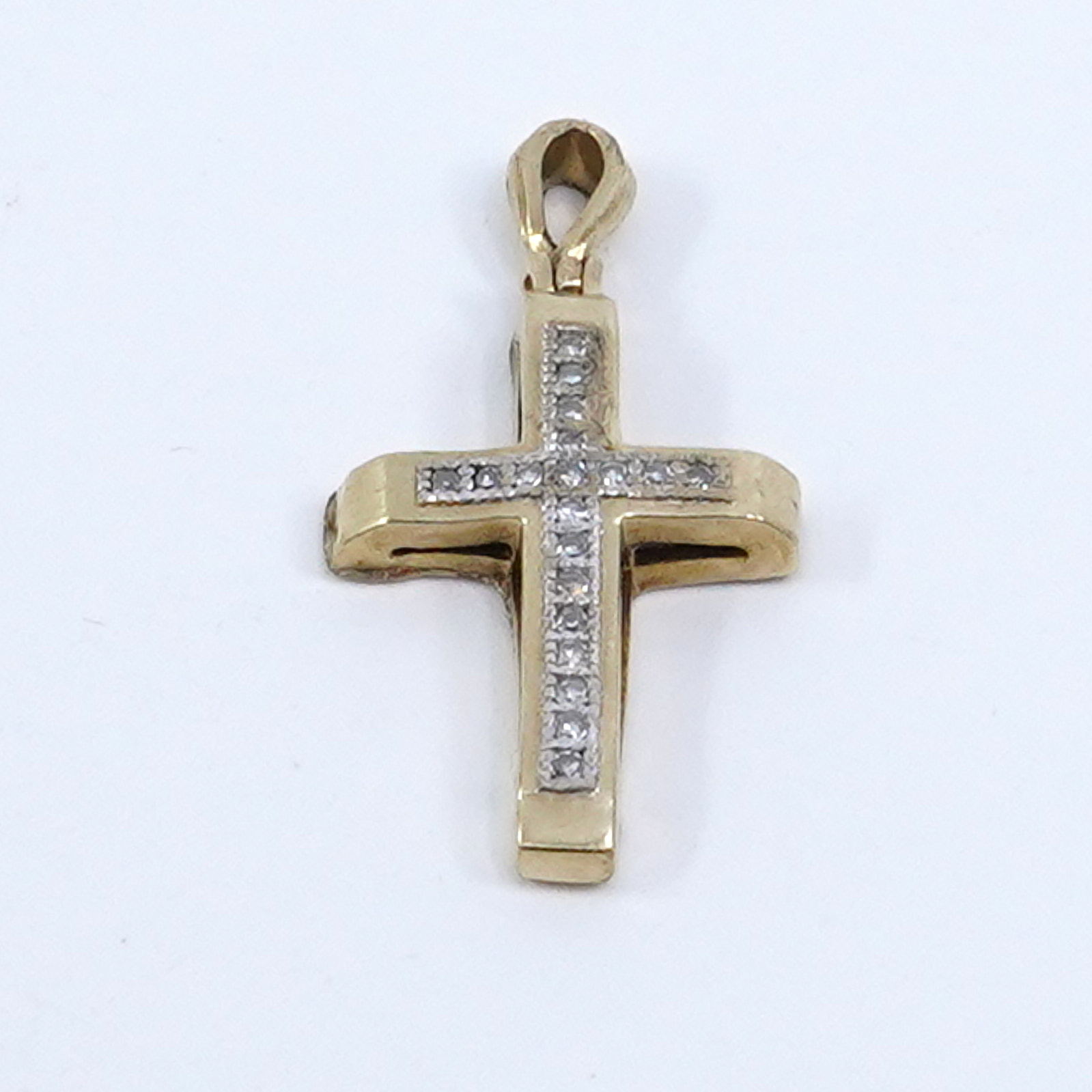 Hänge Kors 18K 1g Bredd 11mm Höjd 23mm Med Stenar