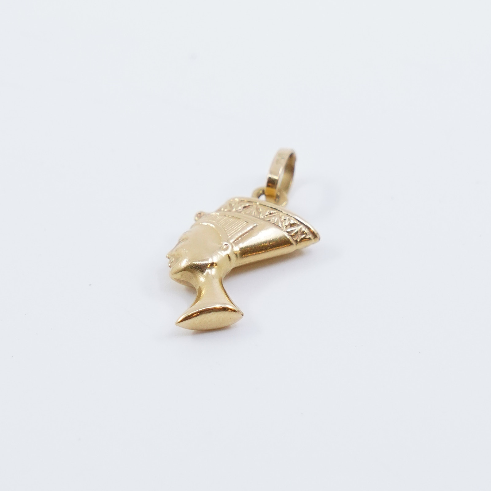 Hänge Nefertiti 18K 1,6g Bredd 12mm Höjd 27mm