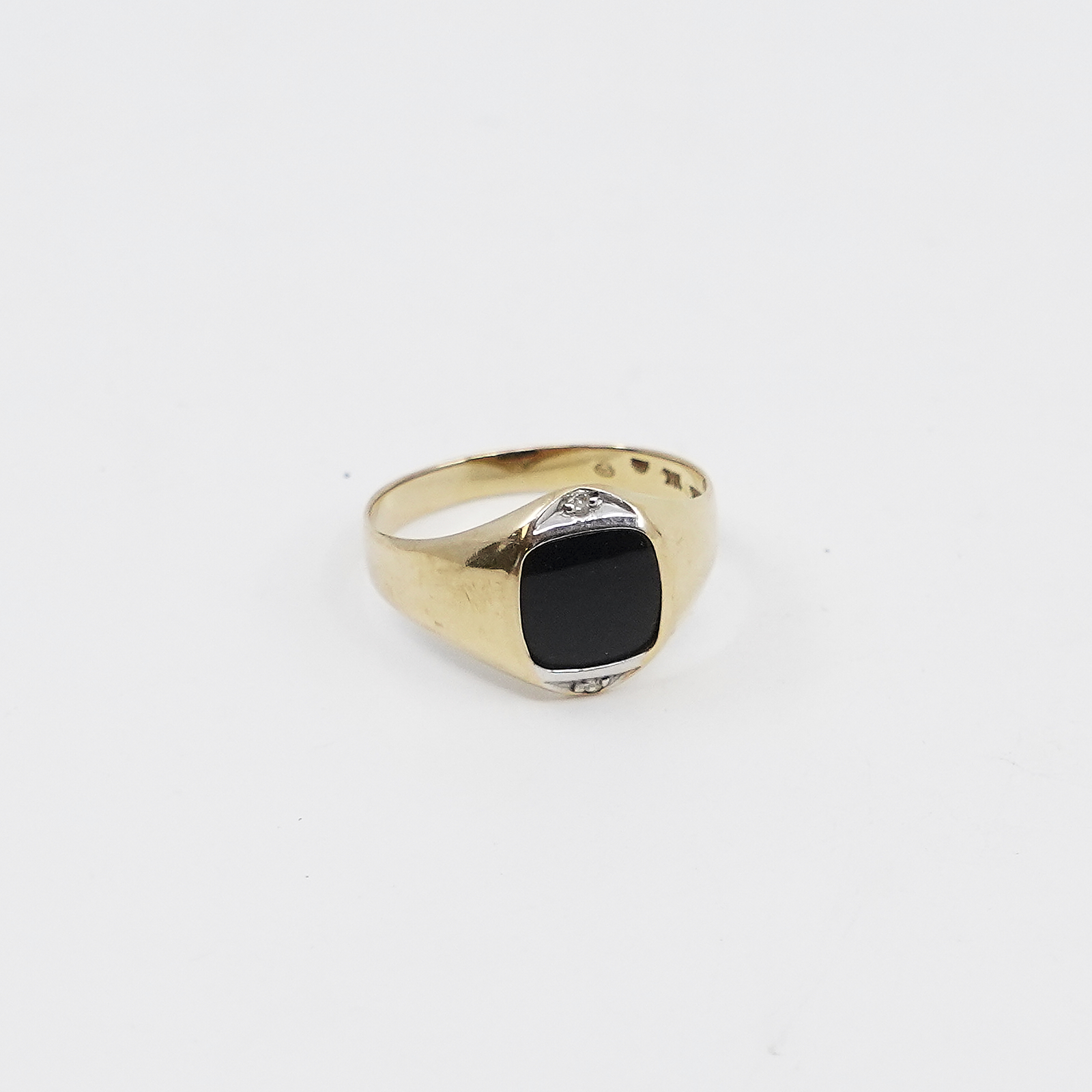 Ring Guld 18K med svart sten och diamanter Ø17,5