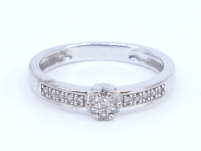 Ring Vitguld 18K med diamanter
