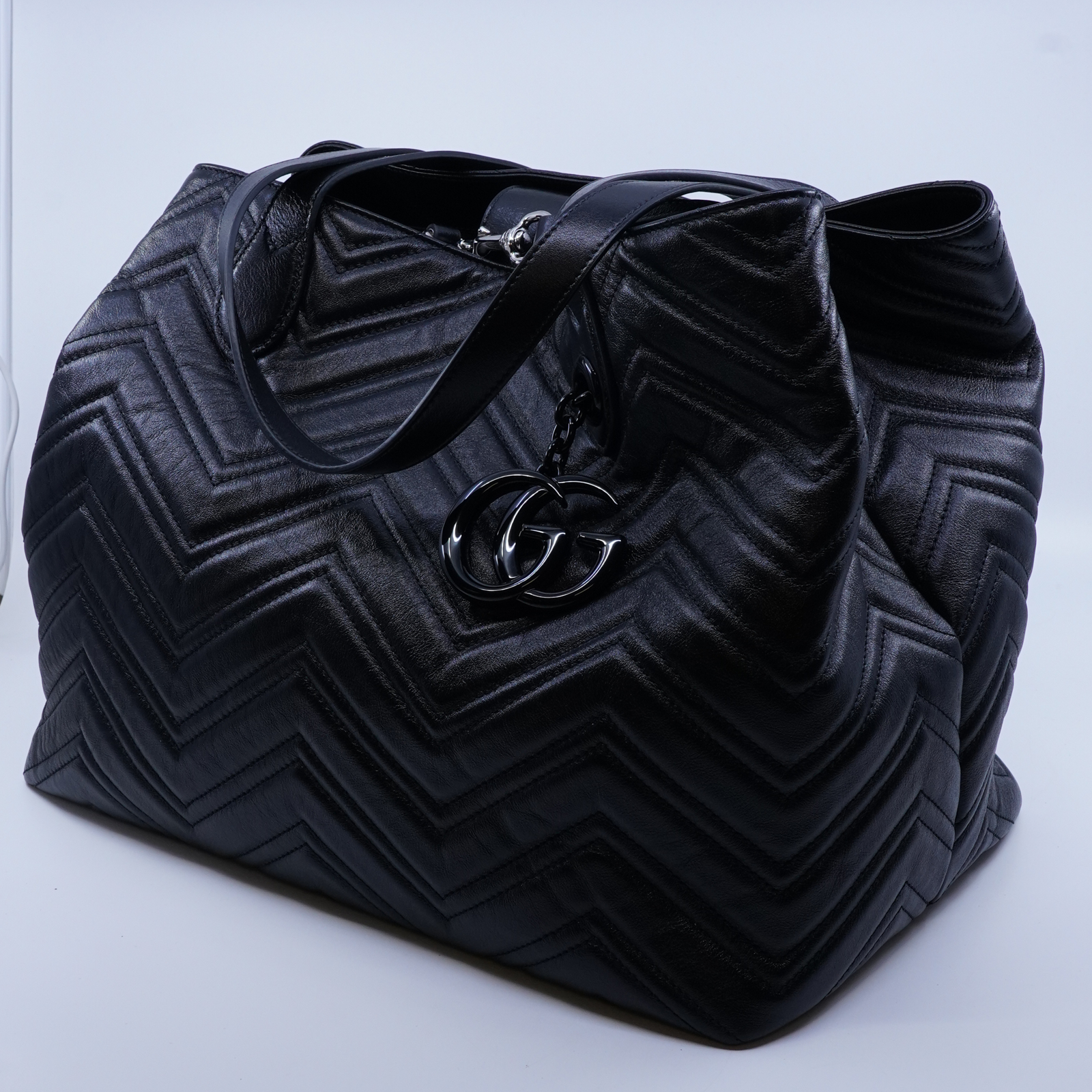 1 Väska Gucci