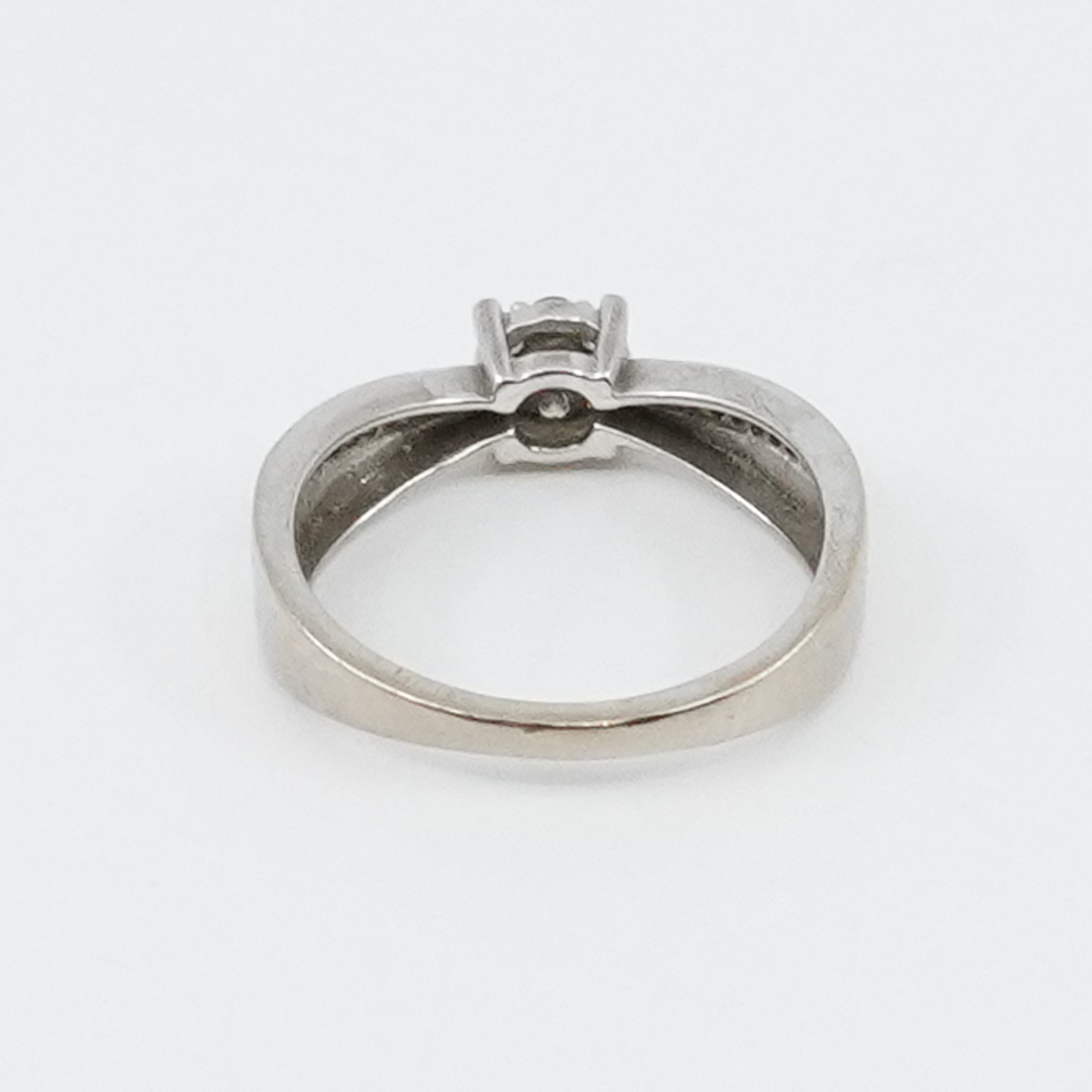 Ring Vitguld 18K